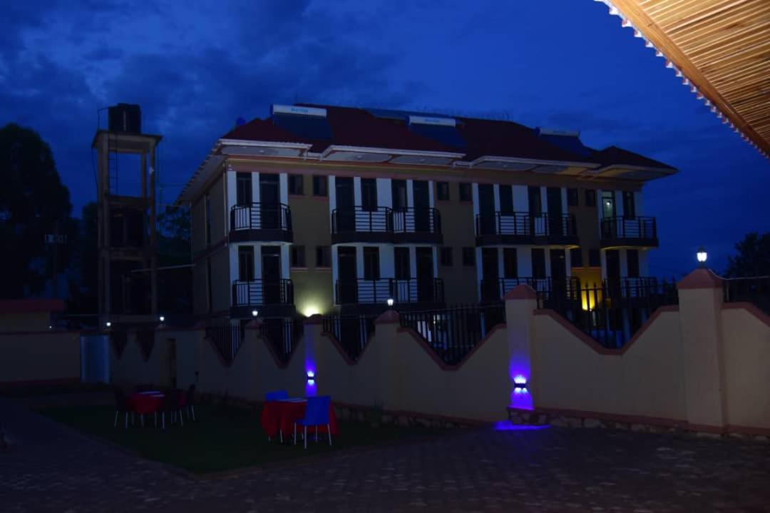 Golden View Hotel Ibanda المظهر الخارجي الصورة